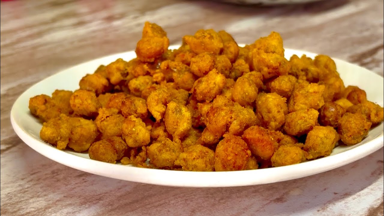 Nutcracker Recipe | नटक्रैकर रेसिपी | Besan Wali Moongfali Namkeen | Pammikirasoi 