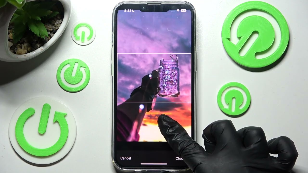 How to Change and Customize Gboard Theme in iPhone 14 - Google Keyboard on iPhone