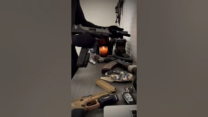 FLAGGEDD🚩🚩🚩#mpa30t #mac #9mm #glock19x #zpap Leave A Comment⬇️