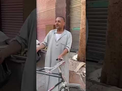 انا مصمم بائع الزرع انا مصمم