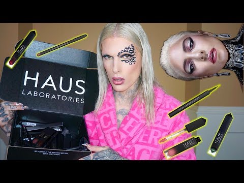 Video: „Lady Gaga“naujoji Makiažo Linija „Haus Laboratories“