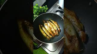 फिश को फ्राई कैसे करते हैं? how to make fish fry fish fry recipe viral cookingrecipes shots