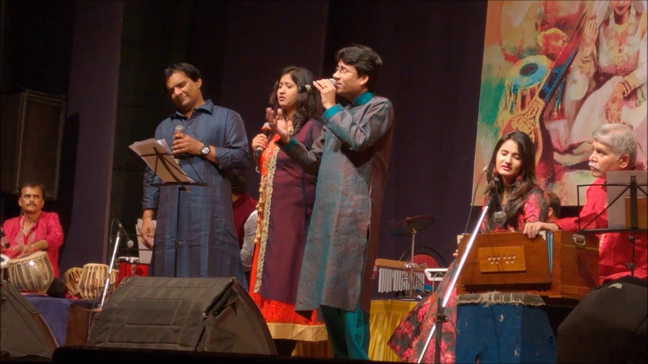 Na to Karvan Ki Talash Hai - Barsaat Ki Raat (Mohd.Rafi & Others)