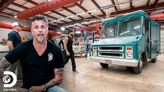 Restauración de furgoneta Chevy del 73 : Parte 1 | El Dúo mecánico | Discovery en Español