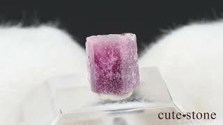 アメリカ ユタ州産 レッドベリルの原石 No.28 - cute stone -