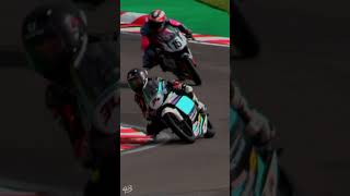 Honda NSF250 is a Monster sound #honda #racing