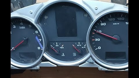 PORSCHE CAYENNE 9PA INSTRUMENT CLUSTER DISPLAY SCREEN REMOVAL