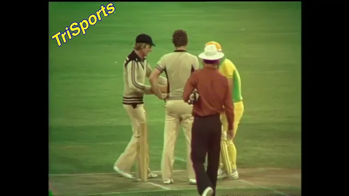 WORLD SERIES CUP CRICKET EXTRAS  RODNEY MARSH  BAT...