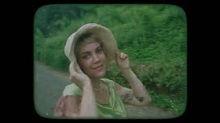 Bess Atwell - Fan Favourite