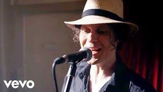 Video thumbnail of "The Fratellis - Baby Don't You Lie To Me! (Official Video)"