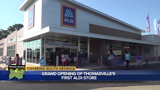 ALDI opens its doors in Thomasville, bringing more jobs and cheaper groceries