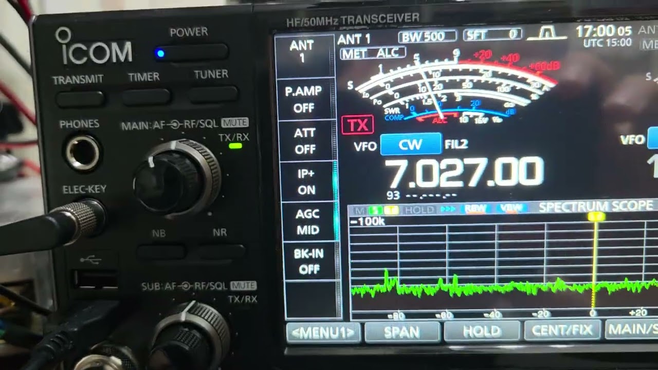 T*o様 IC-7610（ジャンク品） ICOM IC 7610 vs TENTEC ORION cw - YouTube