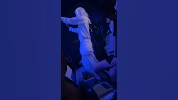 رقص مثير في حفل ميامي بالإمارات الامارات السعودية حفلات ميامي 