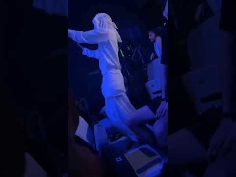 رقص مثير في حفل ميامي بالإمارات الامارات السعودية حفلات ميامي