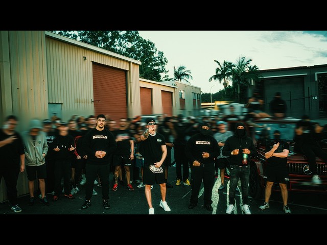 Split Personality - ozpolo, HKRamz, Kz Da Bandit & Yung Maynie (Official Music Video) adlı videoyu YouTube'da izle Split Personality - ozpolo, HKRamz, Kz Da Bandit & Yung Maynie (Official Music Video) adlı videoyu YouTube'da izle