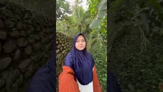 Mau Beli Obat Harus Mendaki Lewat Kebon