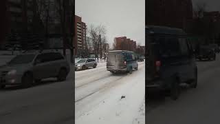 В Луганск пришла настоящая зима! 08.12.2022г.