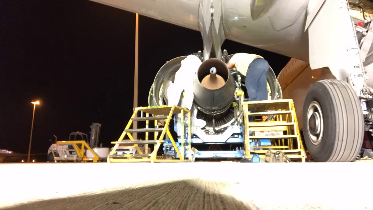 CFM56-5B Engine Installation / Timelapes