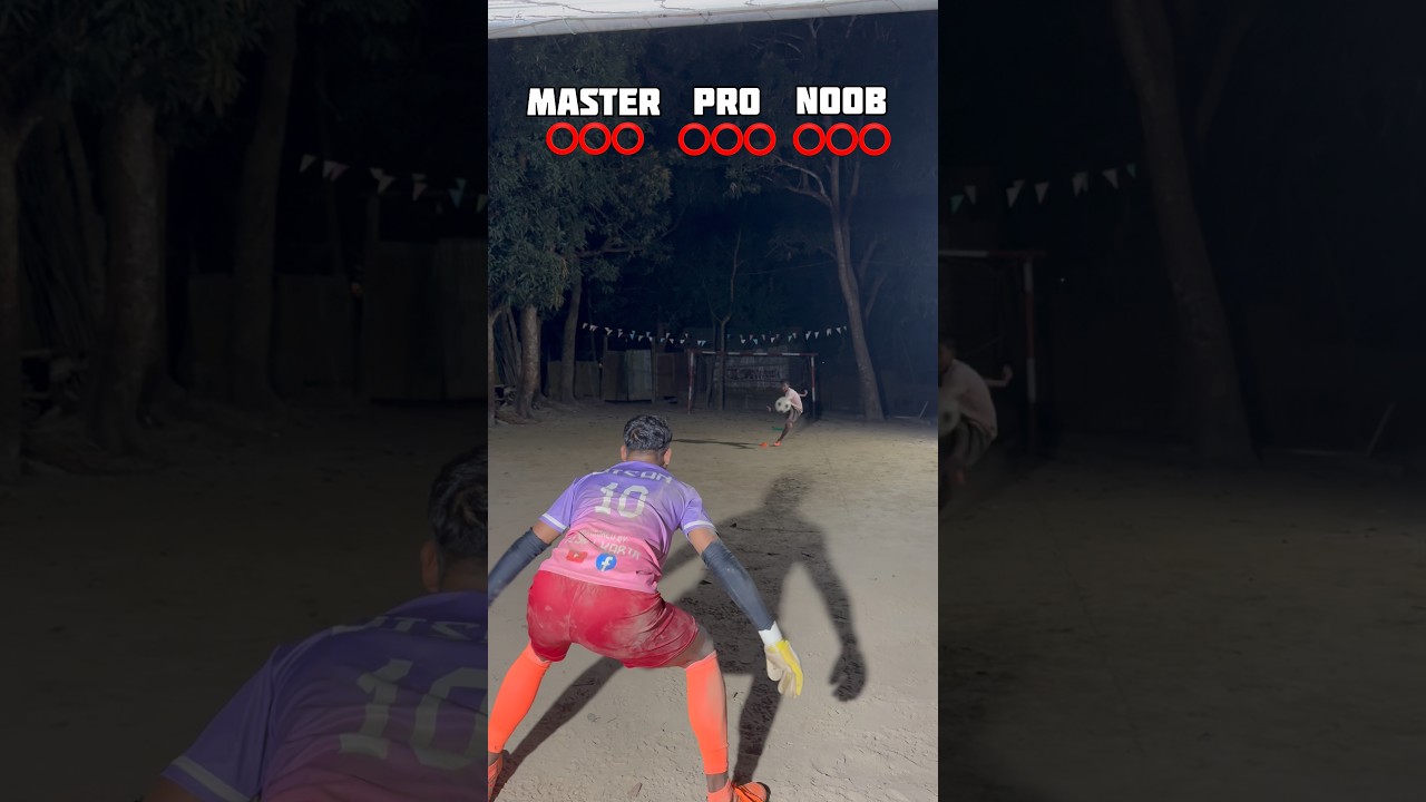 goalkeeper practicing⁉️🤯🔥⚽️#challenge #football #shorts #goalkeeper #goalkeepertraining