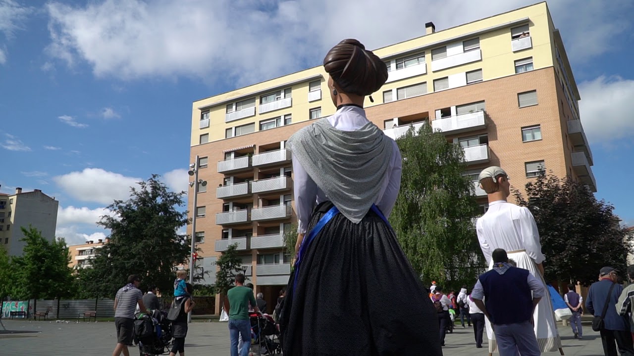 GIGANTES ROTXAPEA- PASACALLES