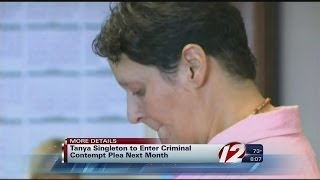 Cousin of ex-Patriot Aaron Hernandez to plead