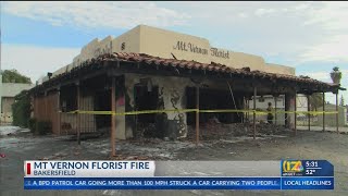 Fire engulfs flower shop on Mt. Vernon Ave in east Bakersfield