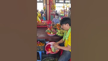 heo quay tại lễ hội miễu bà ngủ hành linh thiên đất trời minh chứng cho vạn dân bá tánh