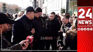 Վեճ՝ «Ռոսիա մոլի» դիմացի ակցիայի ընթացքում․  «Ո՞վ ես», «Ես ընգե՛ր չեմ», «Նայի քեզնից բարձր չգոռամ»