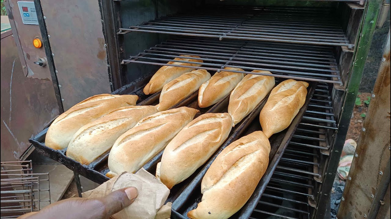 Test de notre four à pain made un cameroon PARTIE 1