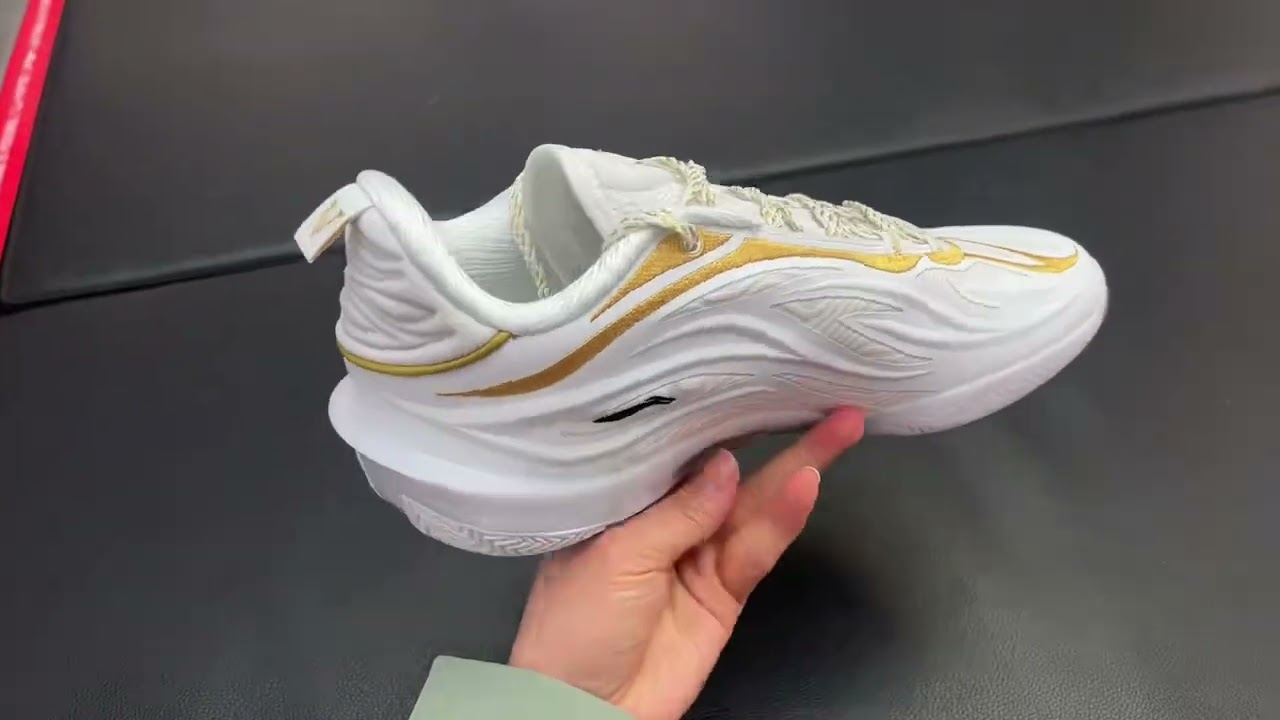 Wade 808 5 Ultra V2 White Gold