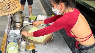 Amazing! The Most Popular Roti Lady in Bangkok - Sala Daeng BTS Station