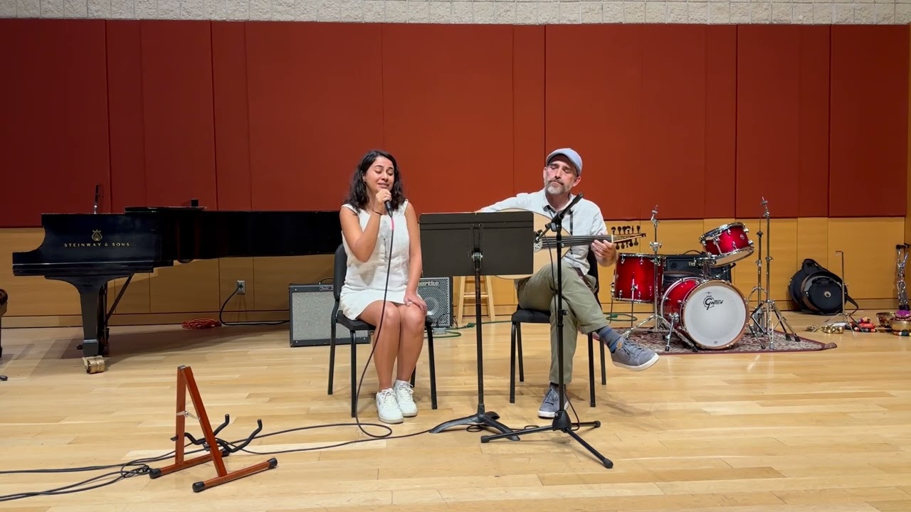 Beni kör kuyularda merdivensiz bıraktın - GMW 2025 Open Mic Performance