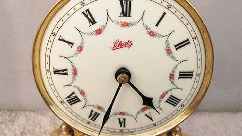 Schatz 400 Day Anniversary clock with Jahresuhrenfabrik movement