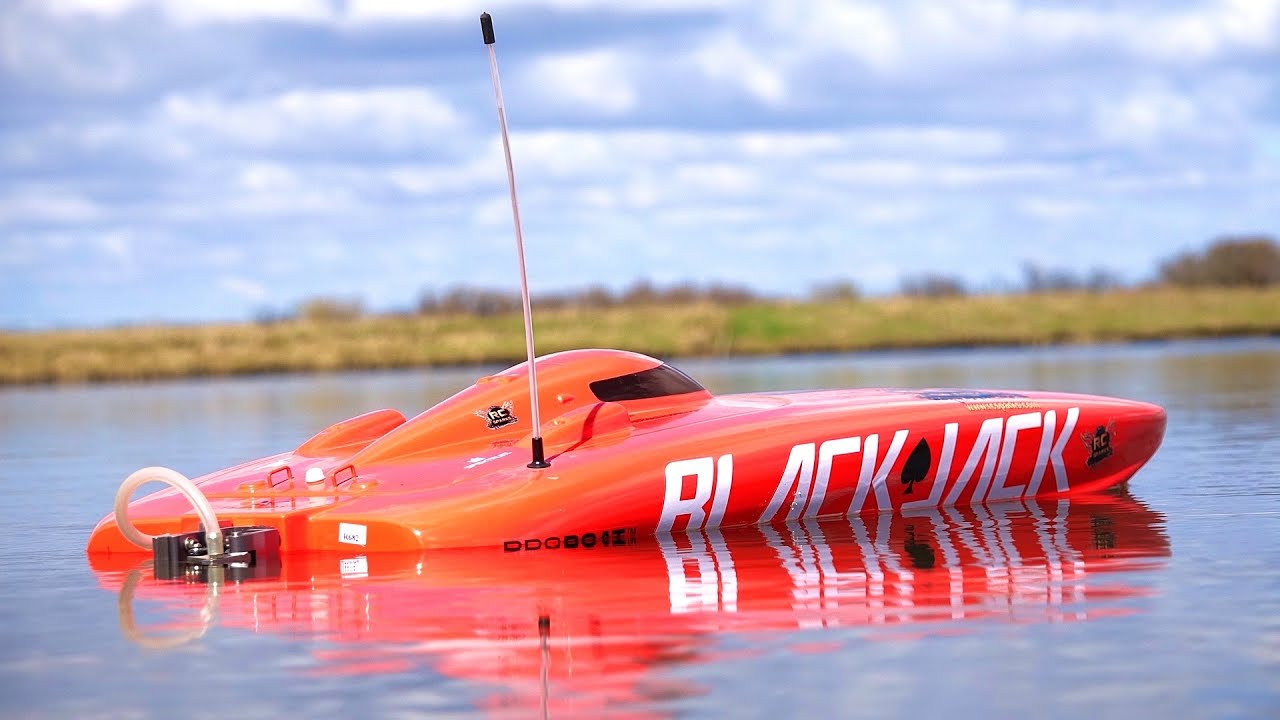 RC ADVENTURES - 4S Lipo Blackjack 29 BL Catamaran RC SPEED ...