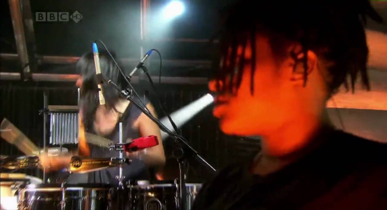 Beyonce- Deja vu (Live HD) - YouTube