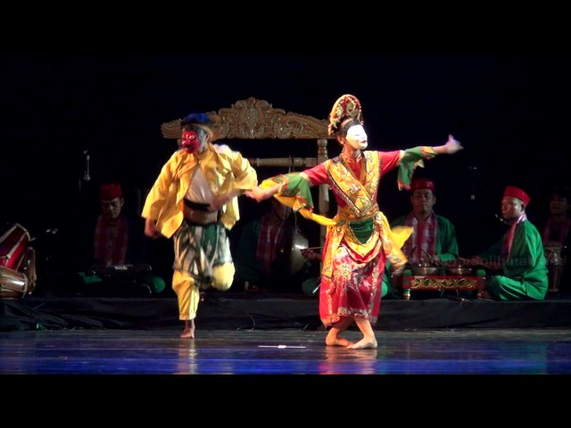 Tari Gegot (Indonesian Traditional Dance) class=