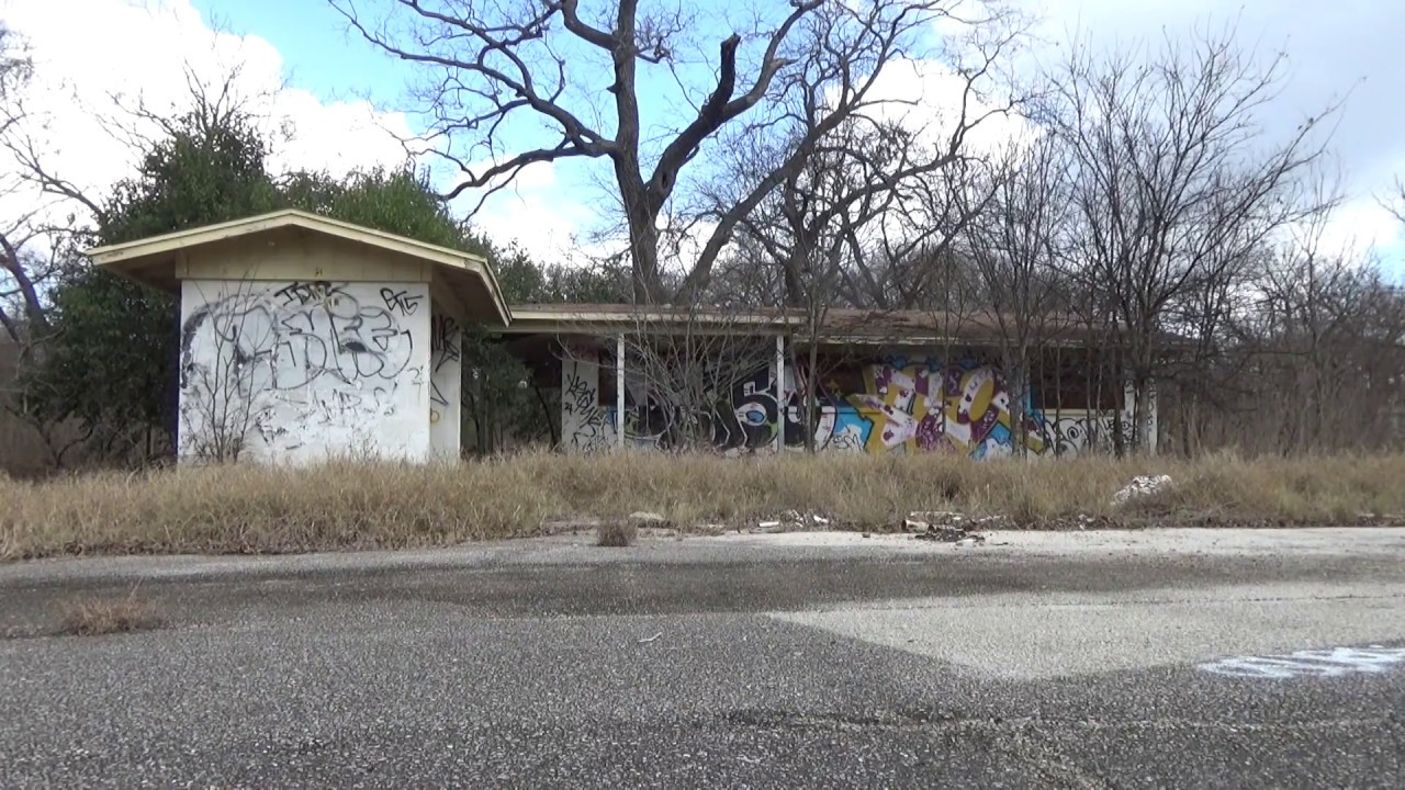 News Exploring An Abandoned Trailer Park In Austin Texas You News Exploring An Abandoned Trailer Park In Austin Texas