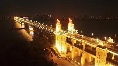 Nanjing Yangtze River Bridge Undergoes Final Test before Resuming Operation - DayDayNews