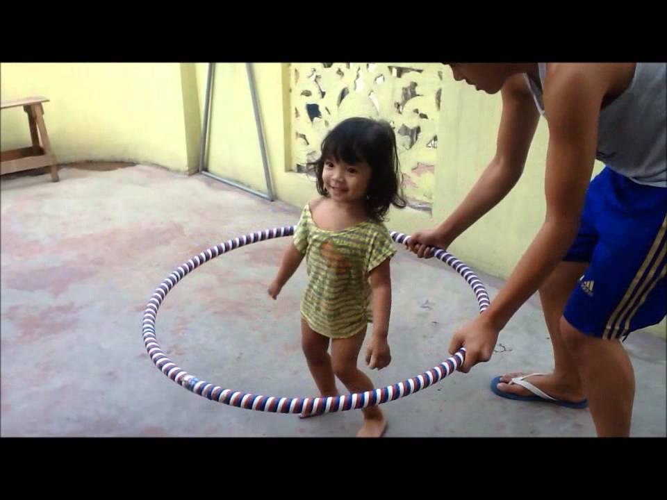 Little Girl Dances the Hoop Hula Reverse Hula Hoop! YouTube