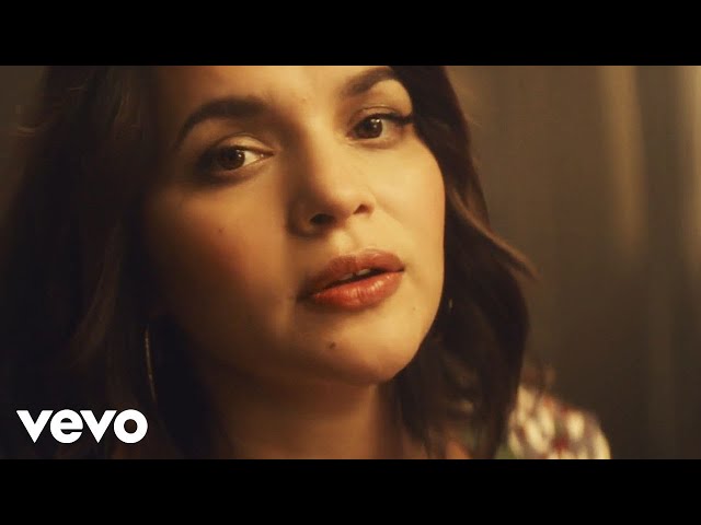 Norah Jones - Carry On