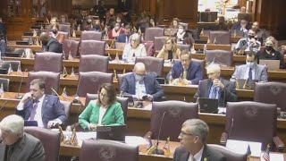 Indiana teachers push back against school curriculum bills