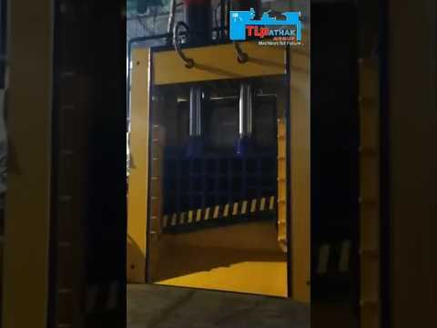 Watch Heavy Duty Hydraulic Scrap Gantry Shearing Machine short video 1