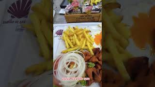 Zorza VS pollo raro #pollo #zorza #platocombinado #hamburguesa #comida #patatas