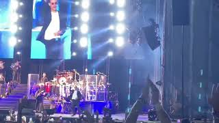 Marc Anthony bailando valió la pena en concierto en vivo