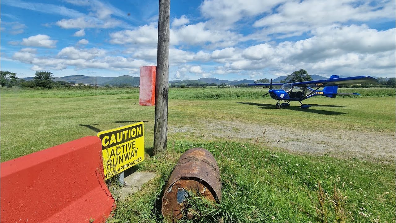 Foxbat a22 landing runway 19 - kilkeel