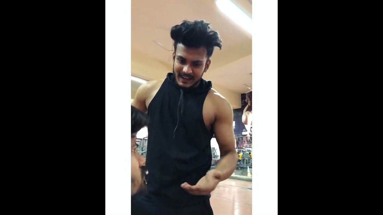 WHEN YOU SAW A NEW GIRL IN GYM😂🤣(MEN WILL BE MEN)