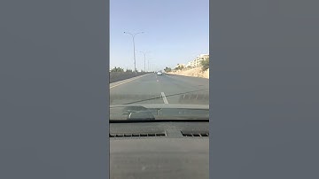 طفل يقراء سورة الواقعه