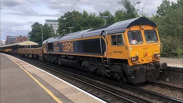 GBRF 🇬🇧 66702 Hauling Network Rail Ballest wagons Passing Basingstoke Railway Station.