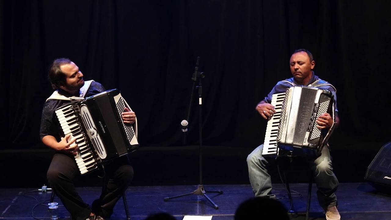 Duas Sanfonas - Ranier Oliveira e Genival do Cedro