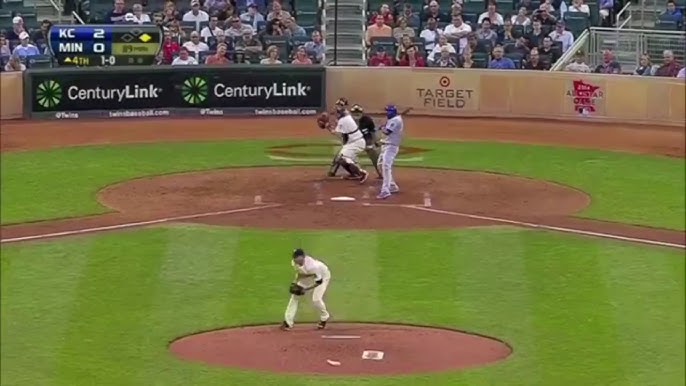 Getting Hairy: Twins C Joe Mauer Signs Deal To Endorse P&G's Head &  Shoulders